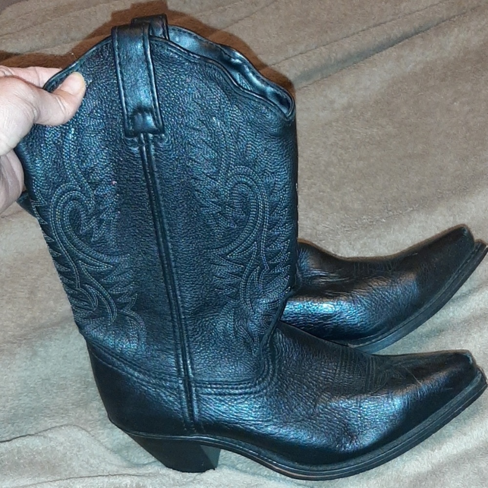Ladies boots